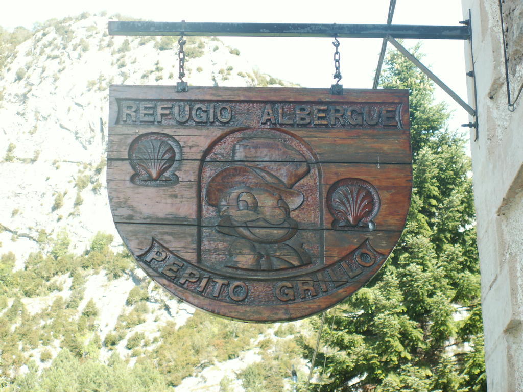 Albergue Pepito Grillo Canfranc Eksteriør billede